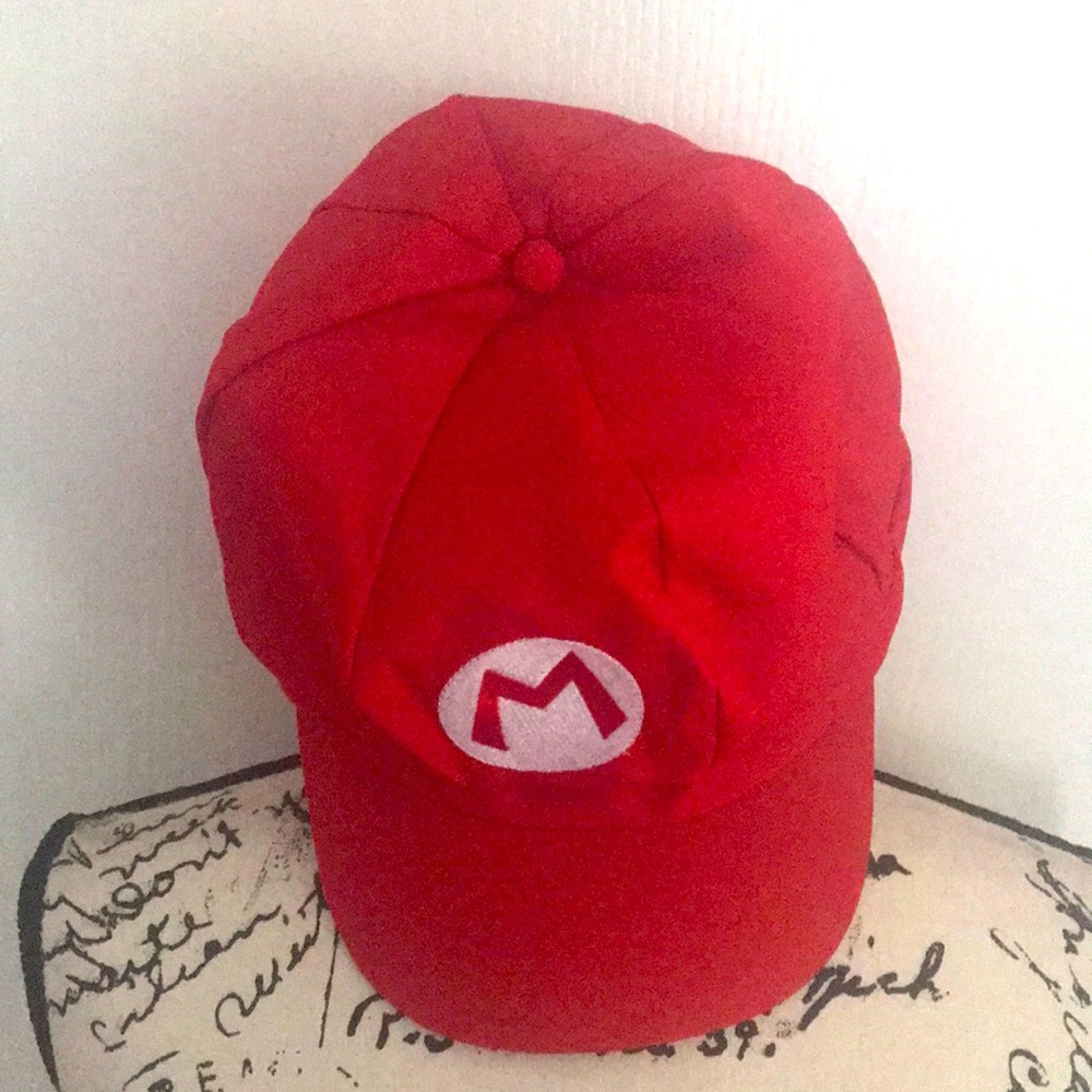 Super Mario hat.